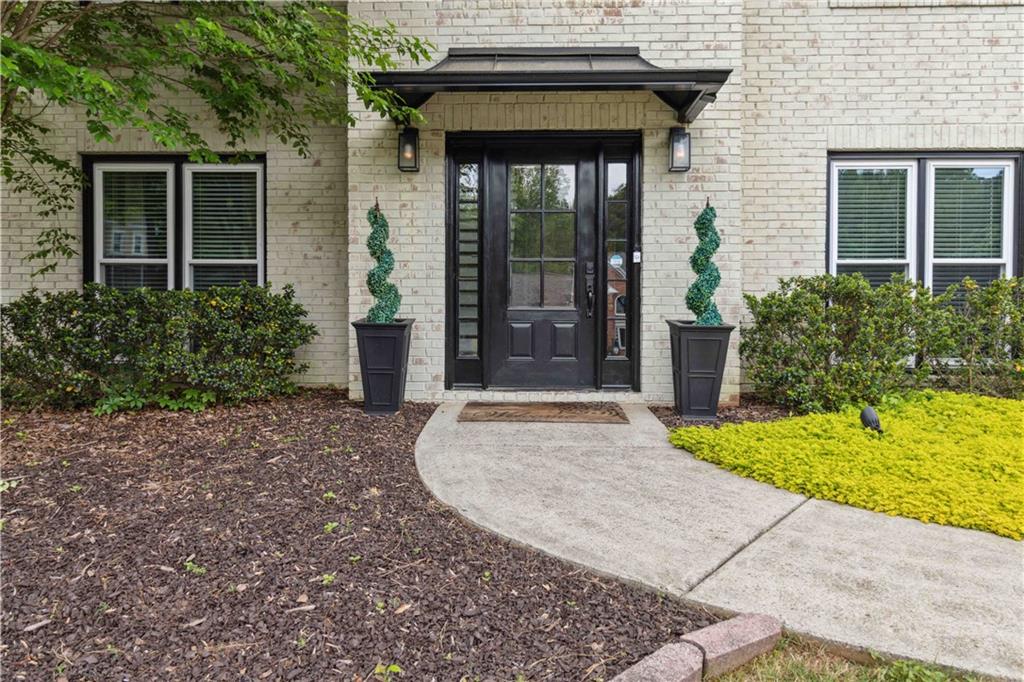 984 Pinfeather Court