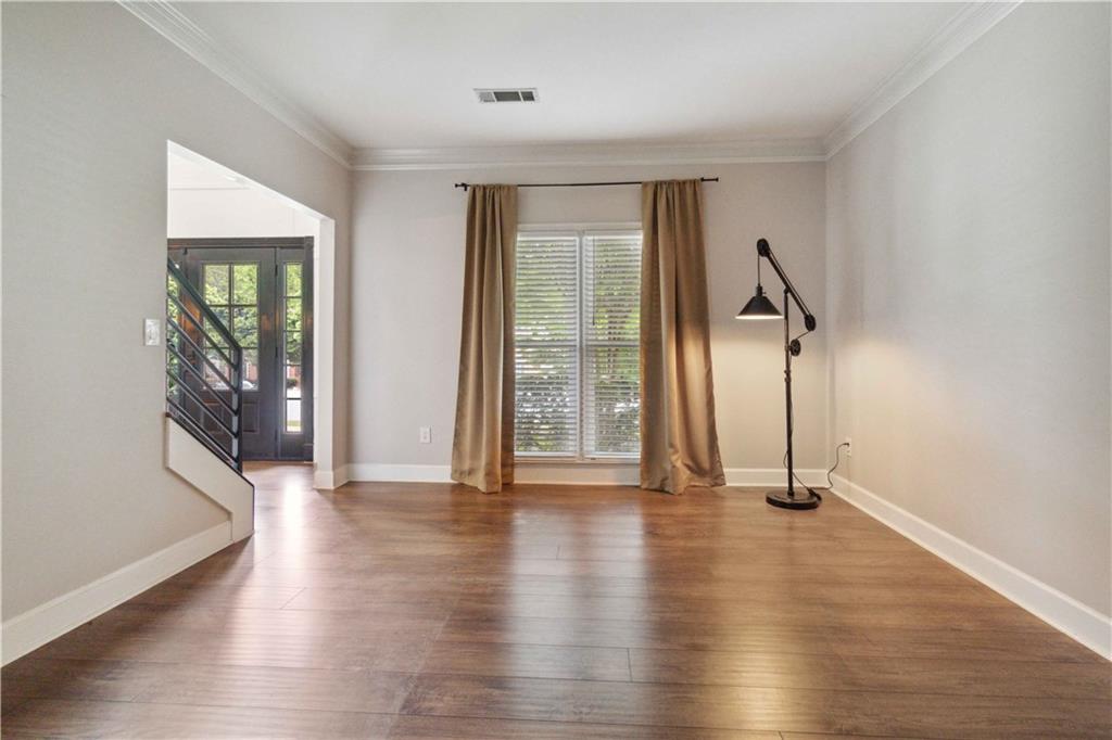 984 Pinfeather Court