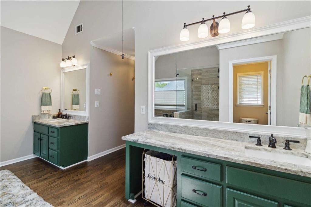 984 Pinfeather Court