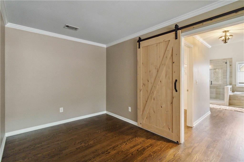 984 Pinfeather Court