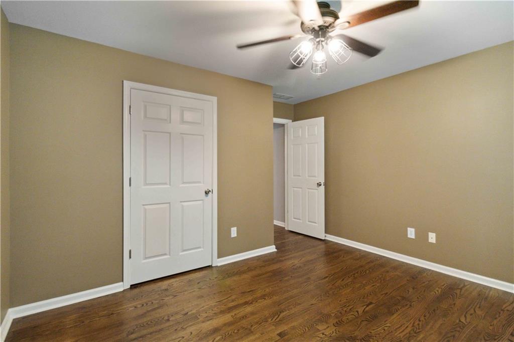 984 Pinfeather Court