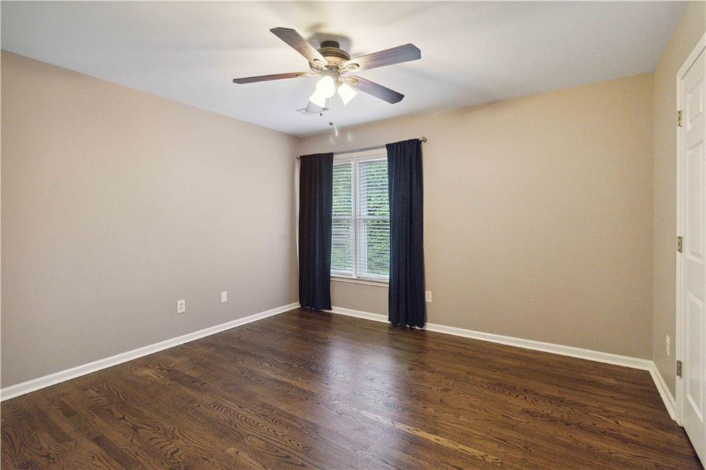 984 Pinfeather Court