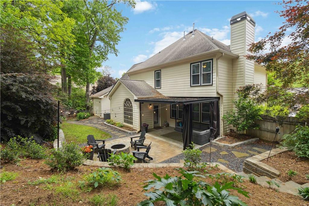 984 Pinfeather Court