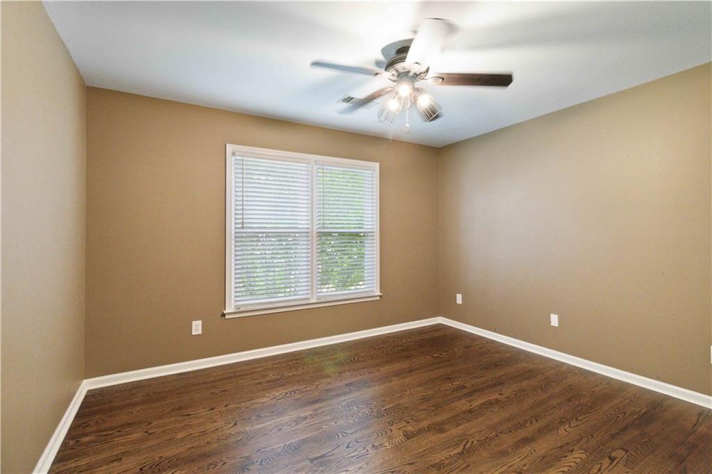 984 Pinfeather Court