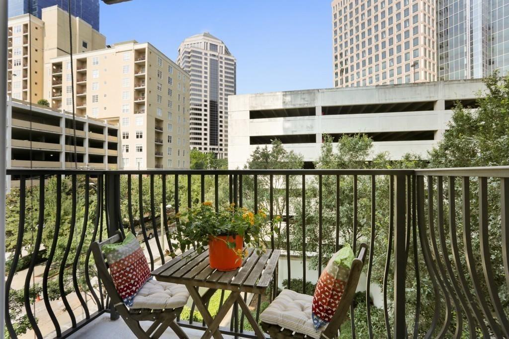 195 14th Street NE Unit 402