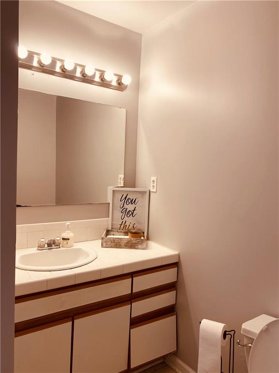 805 Montclaire Place