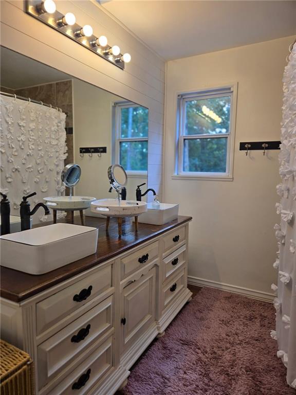 805 Montclaire Place