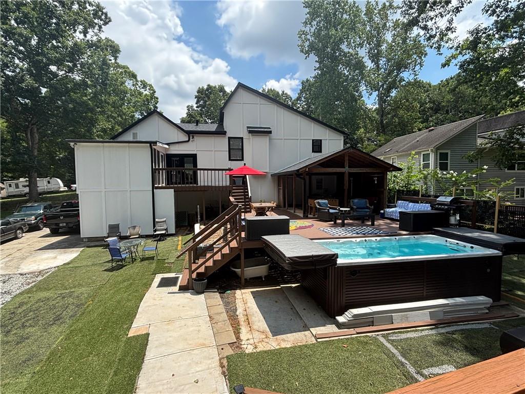 805 Montclaire Place