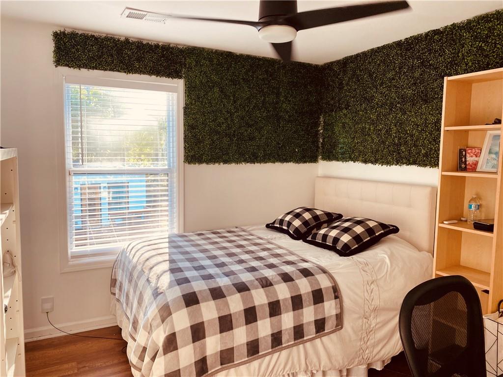 805 Montclaire Place