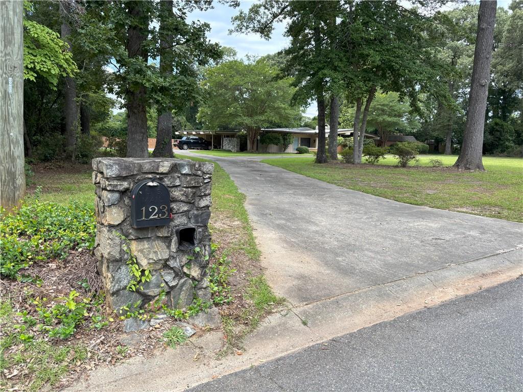 123 Tanglewood Drive