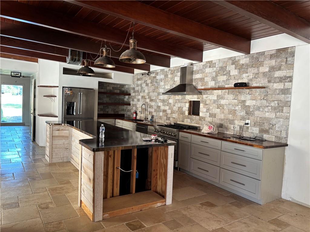 123 Tanglewood Drive