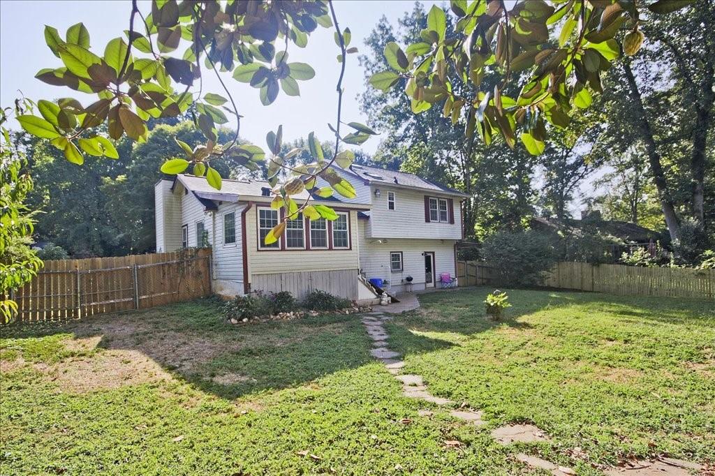 2431 Westland Way