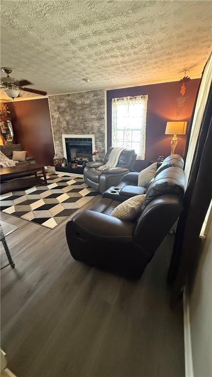 28 Saddle Field Circle NW