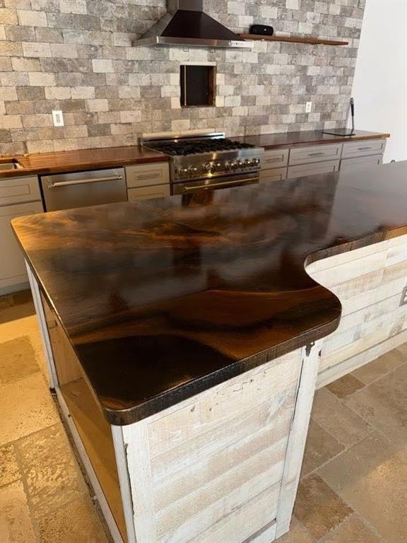 123 Tanglewood Drive