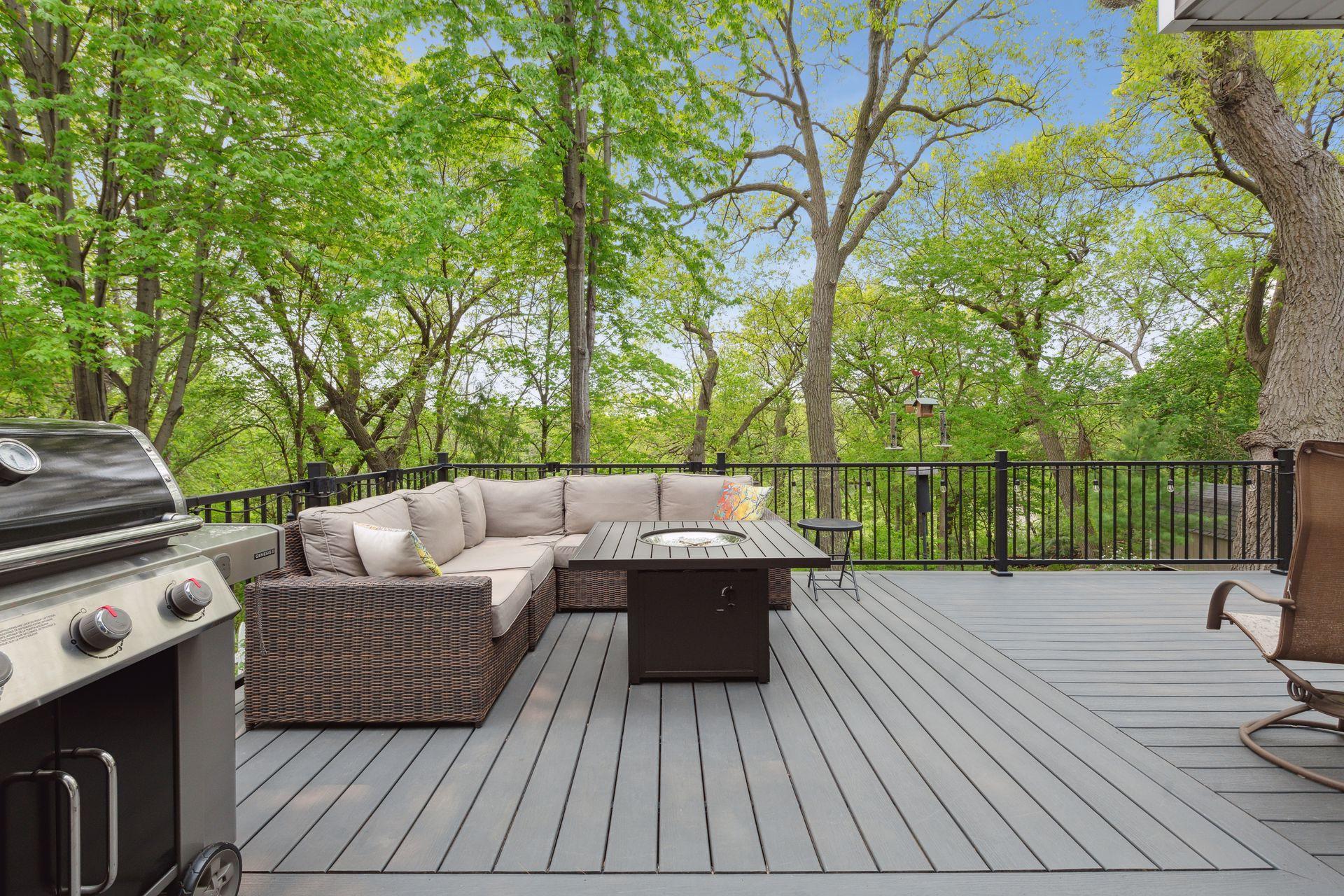 8910 Pine Bluff Court