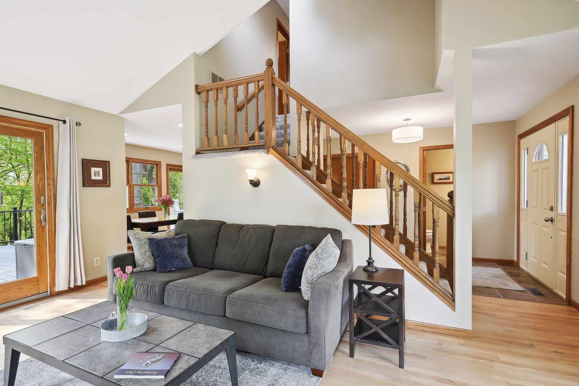 8910 Pine Bluff Court