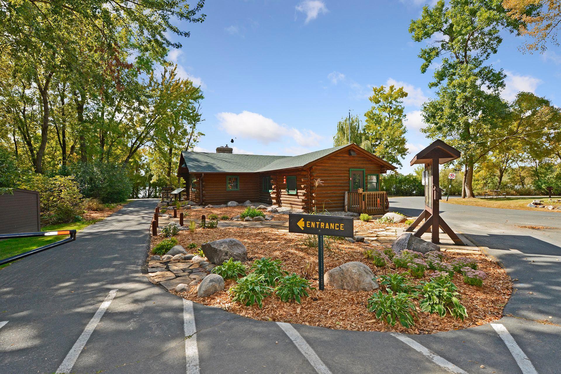 8910 Pine Bluff Court