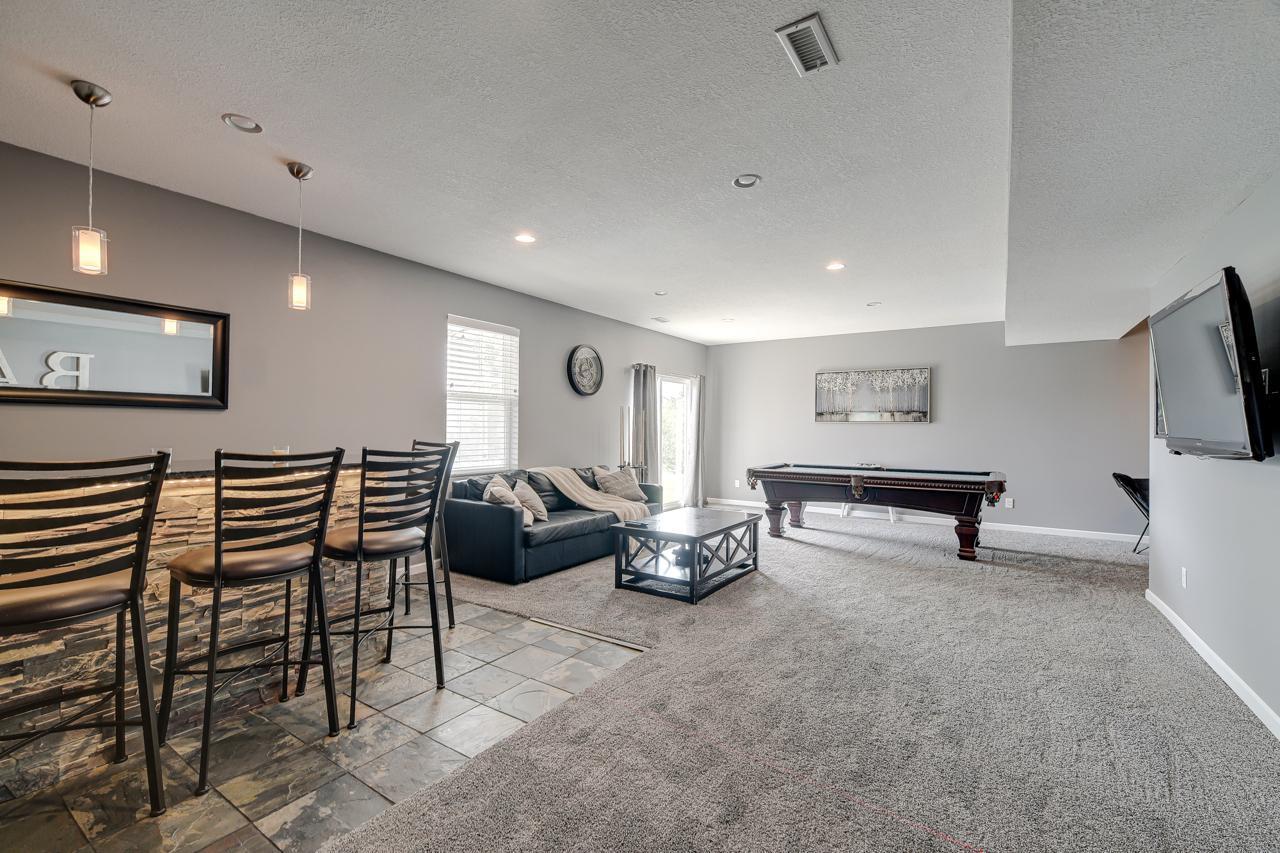 1097 Prairie View Lane