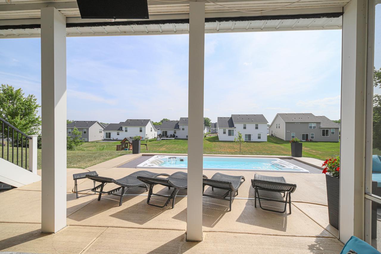 1097 Prairie View Lane
