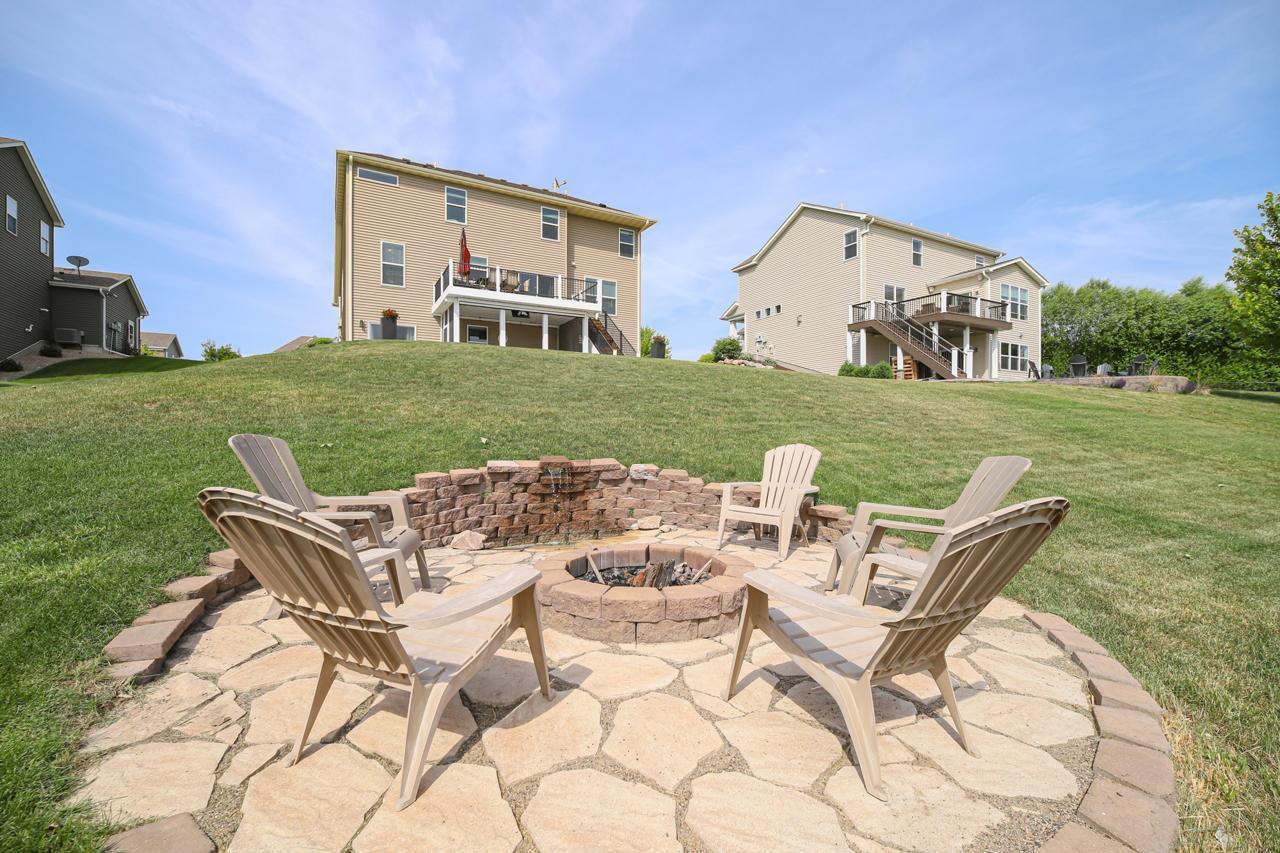 1097 Prairie View Lane
