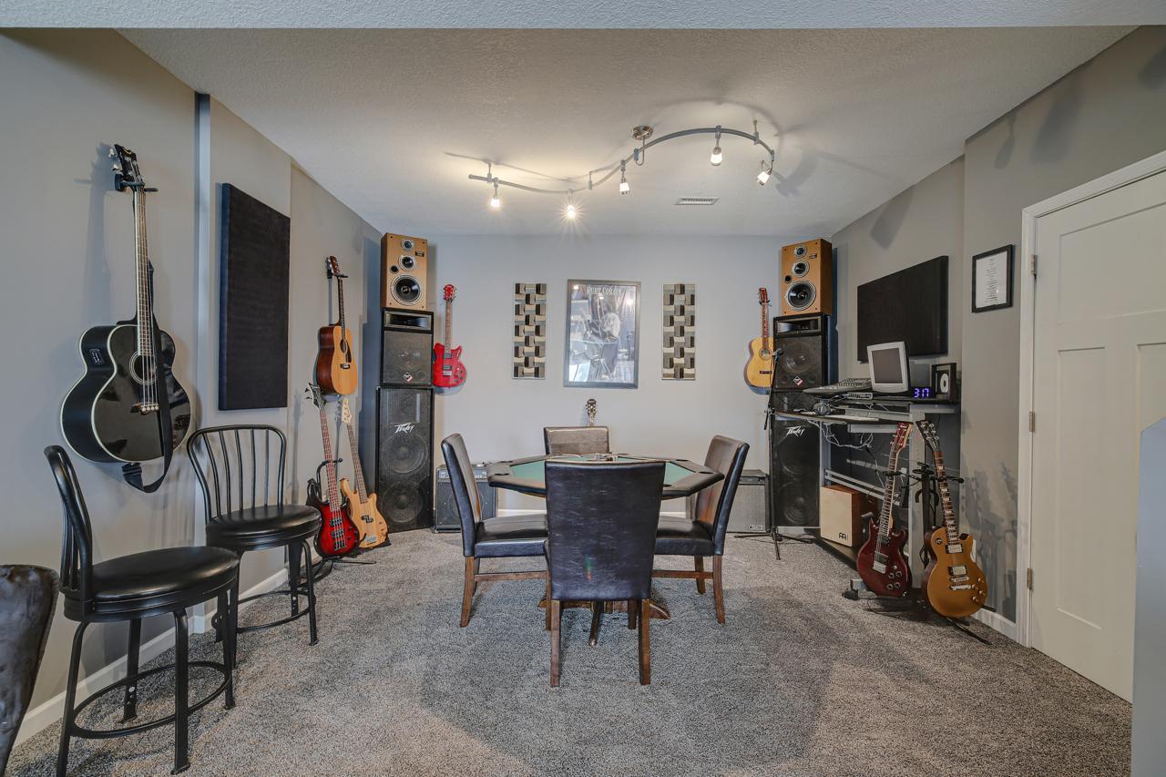 1097 Prairie View Lane