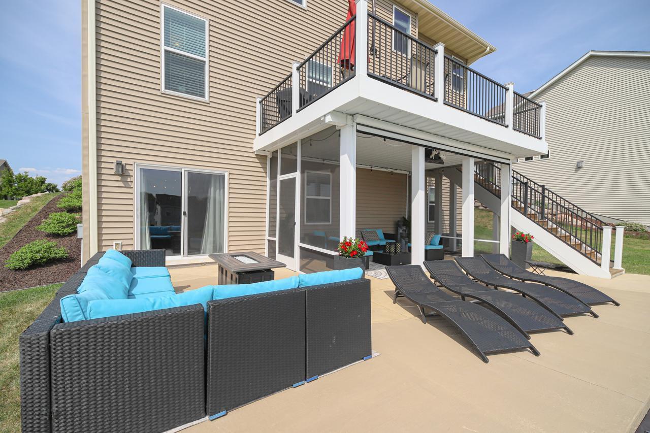1097 Prairie View Lane