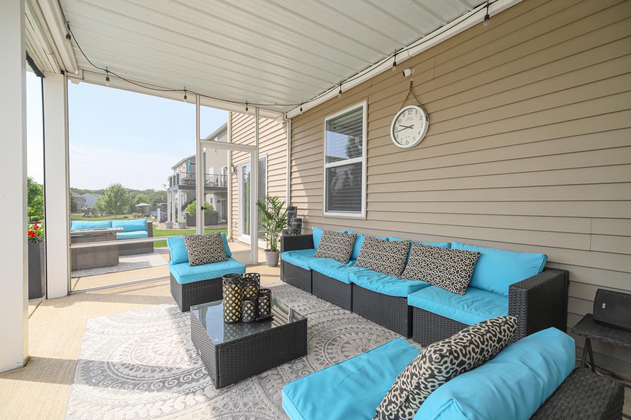 1097 Prairie View Lane