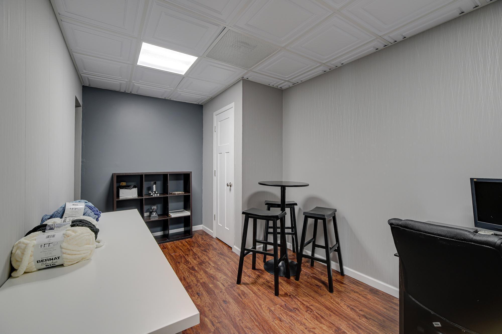 1097 Prairie View Lane