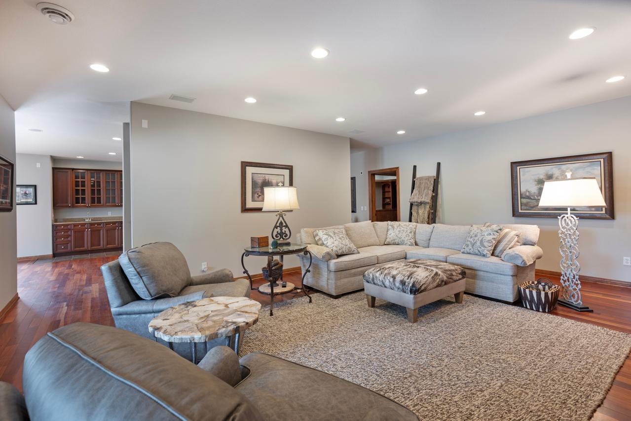 3030 Fairway Circle