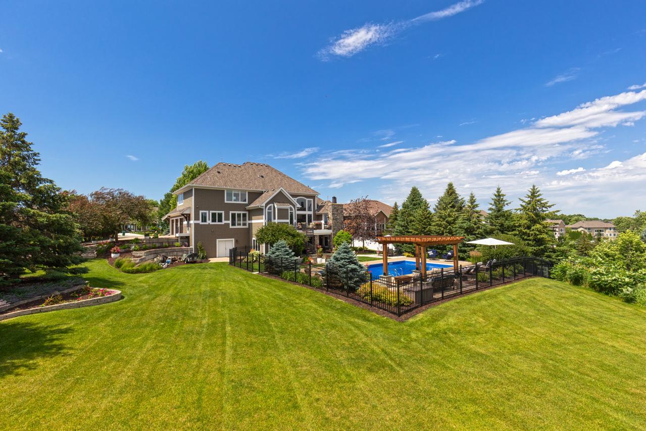 3030 Fairway Circle