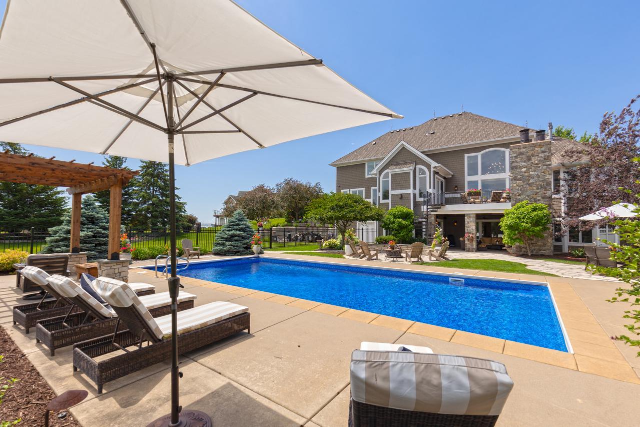 3030 Fairway Circle