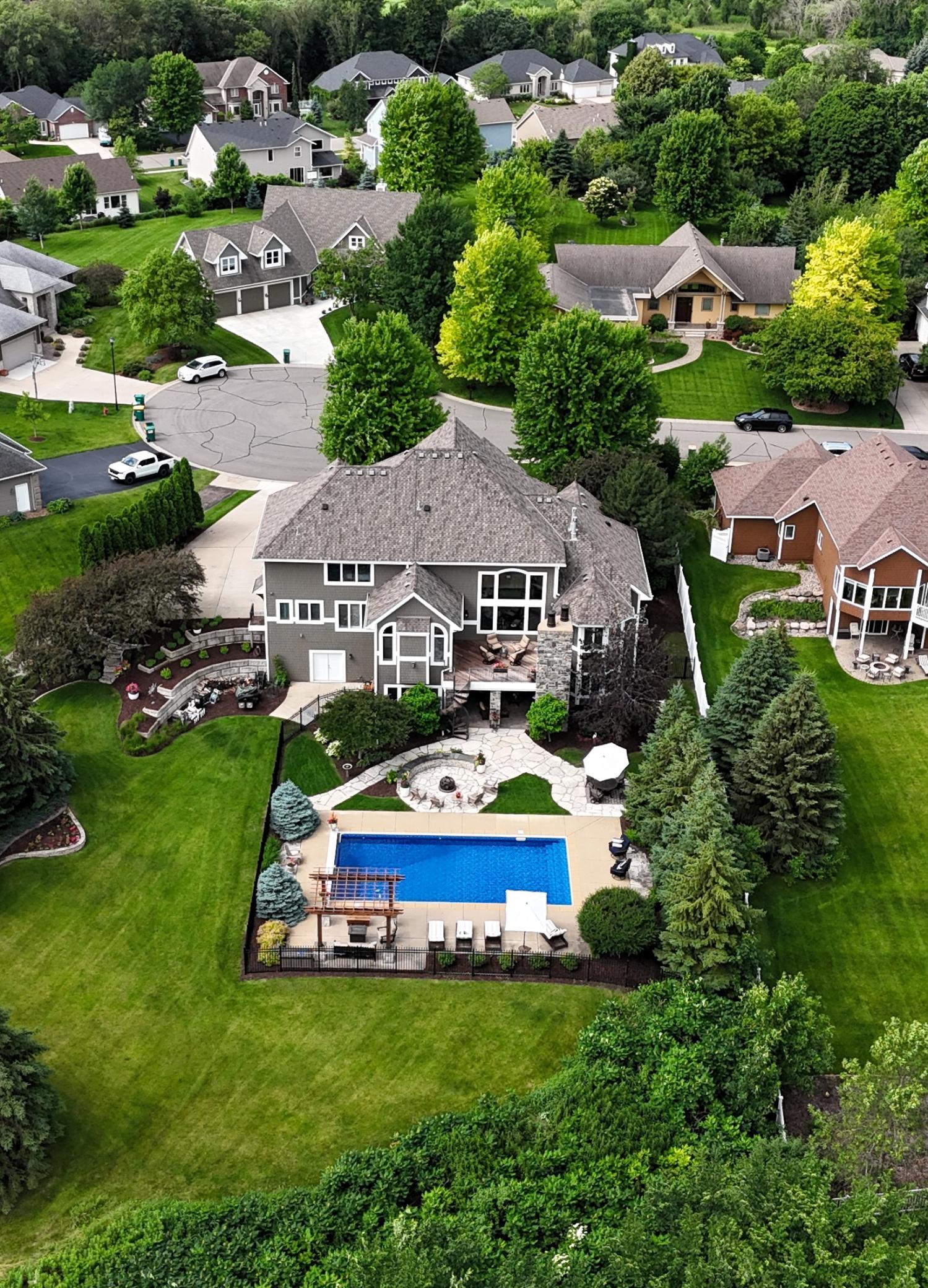 3030 Fairway Circle