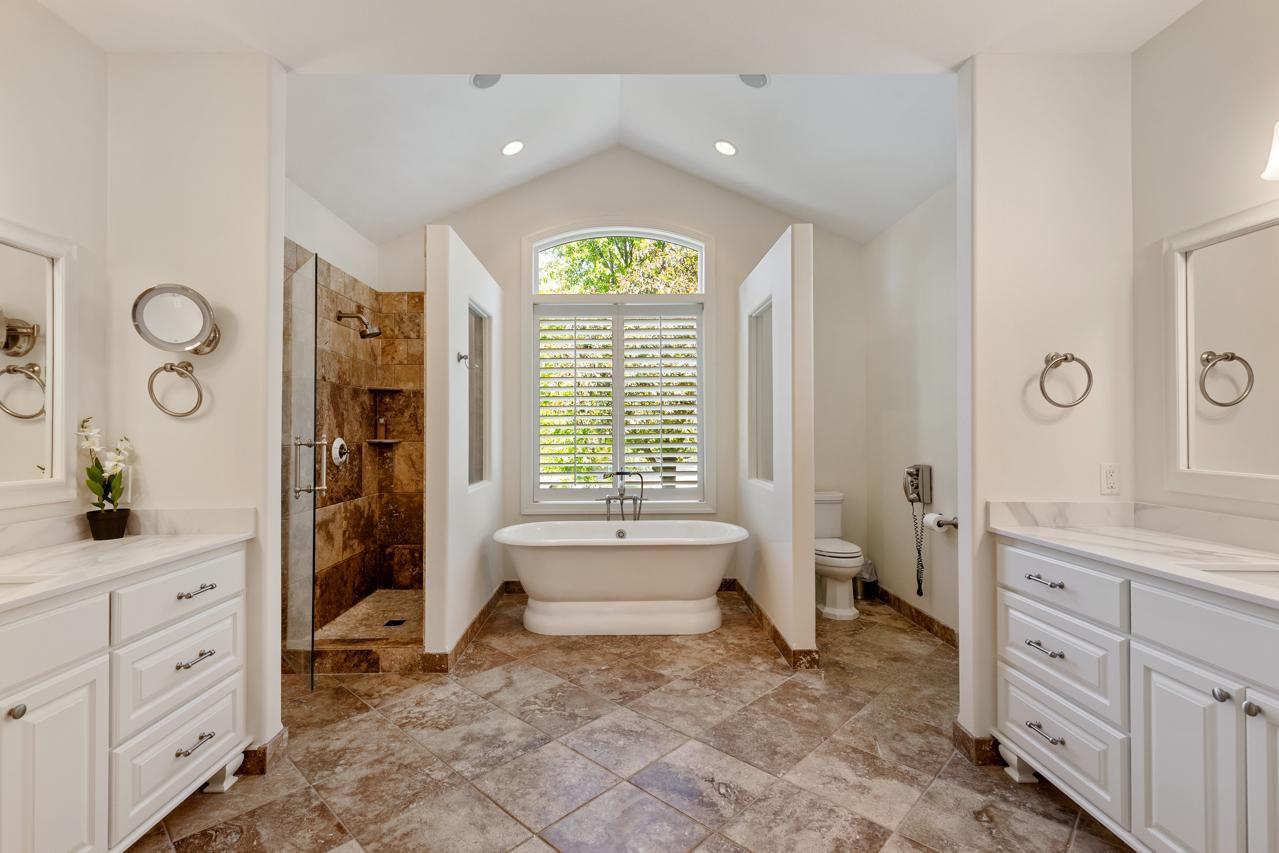 3030 Fairway Circle