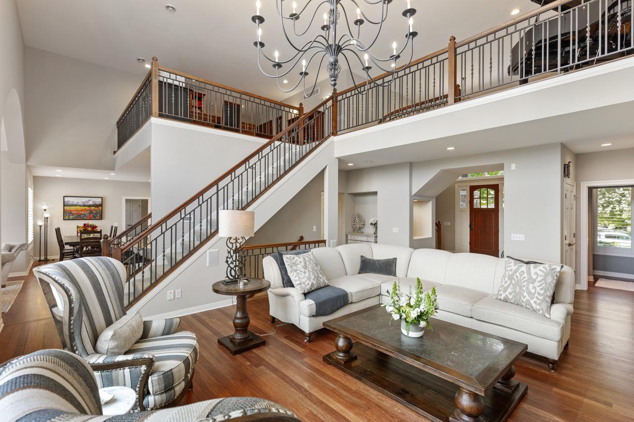 3030 Fairway Circle