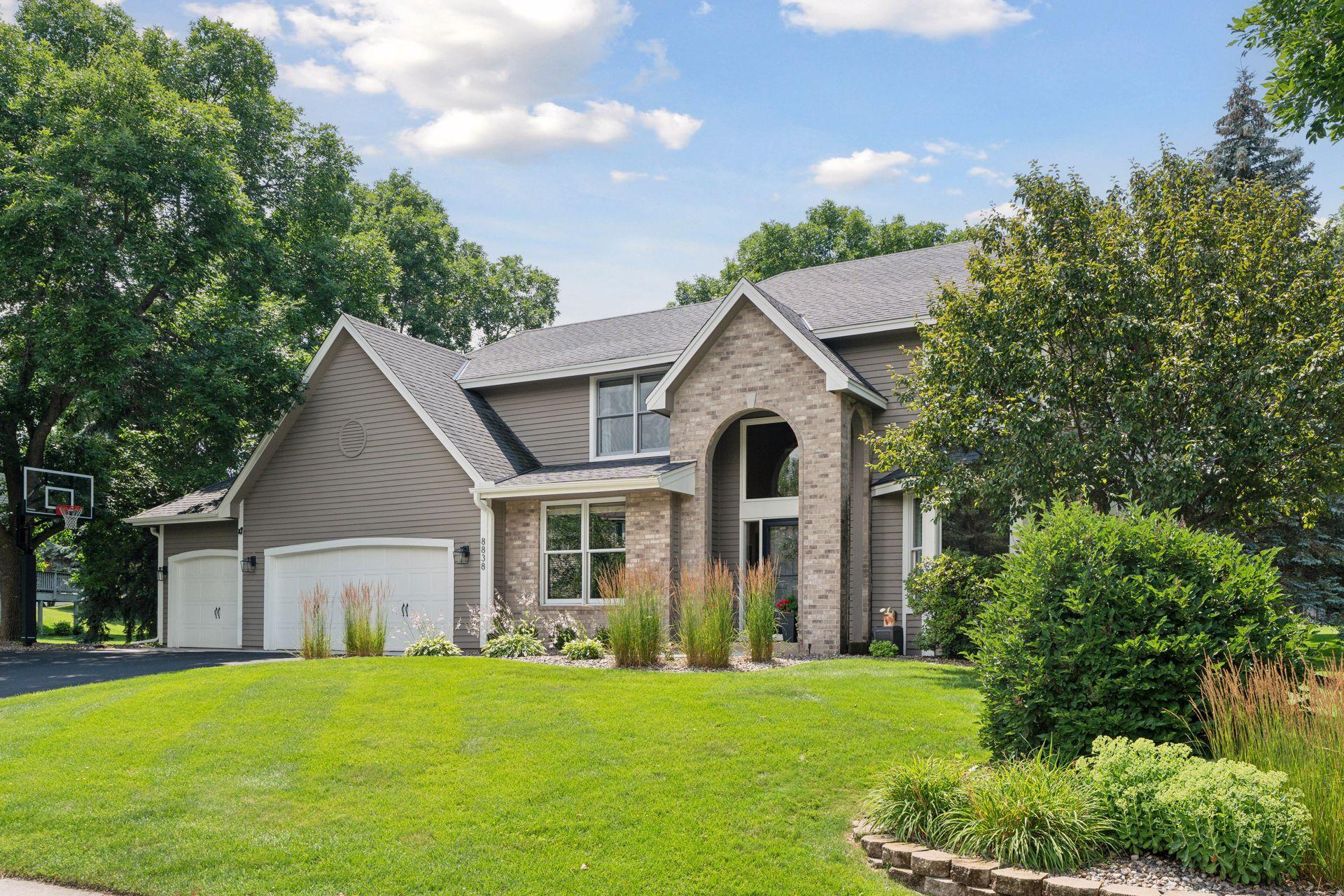 8838 Victoria Drive