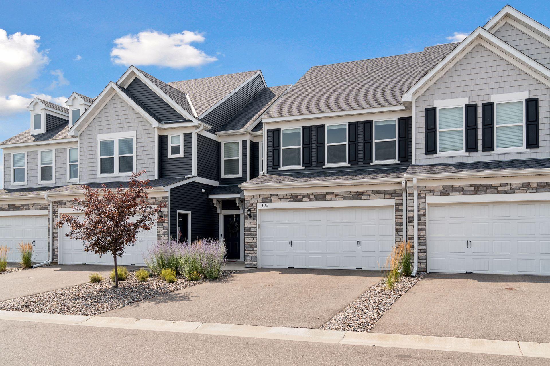 5162 94th Lane N