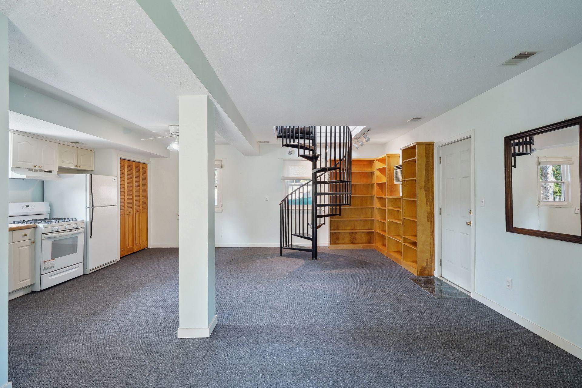 9965 Windsor Terrace