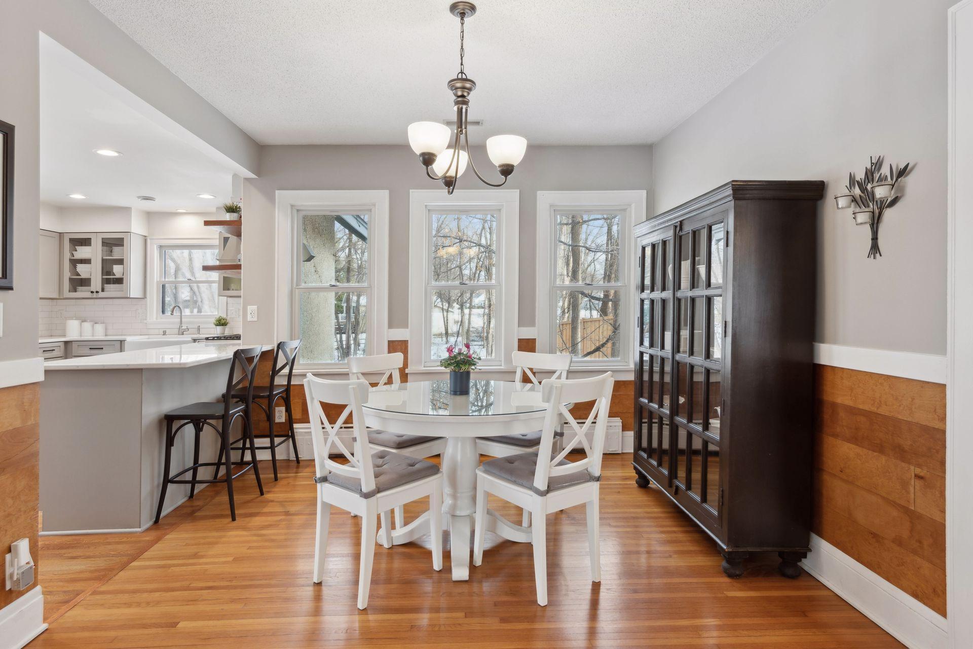 5149 Woodridge Road