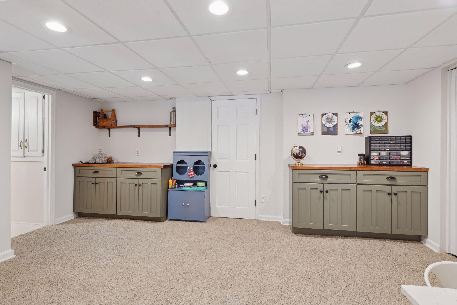 5149 Woodridge Road