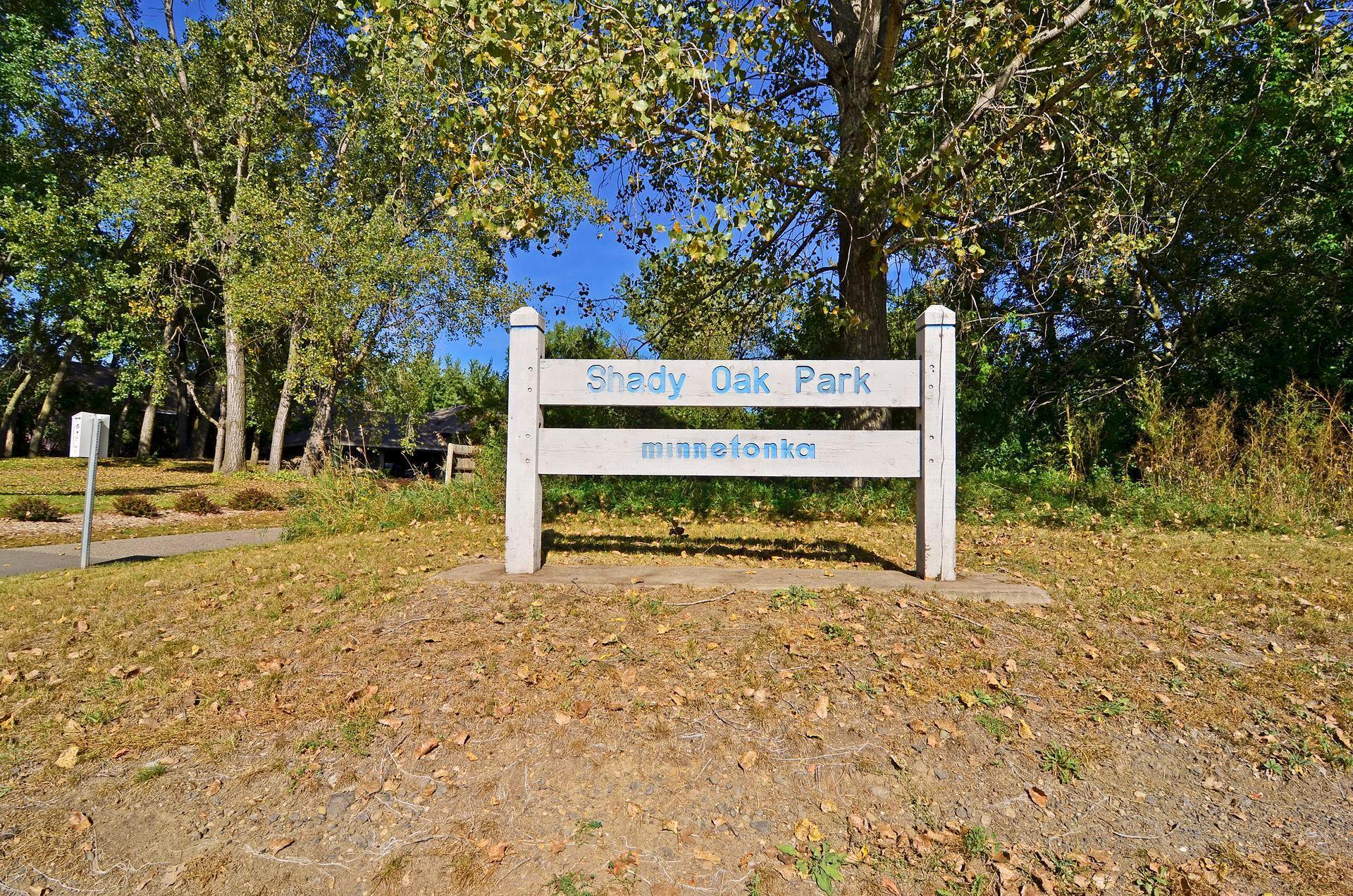 5149 Woodridge Road