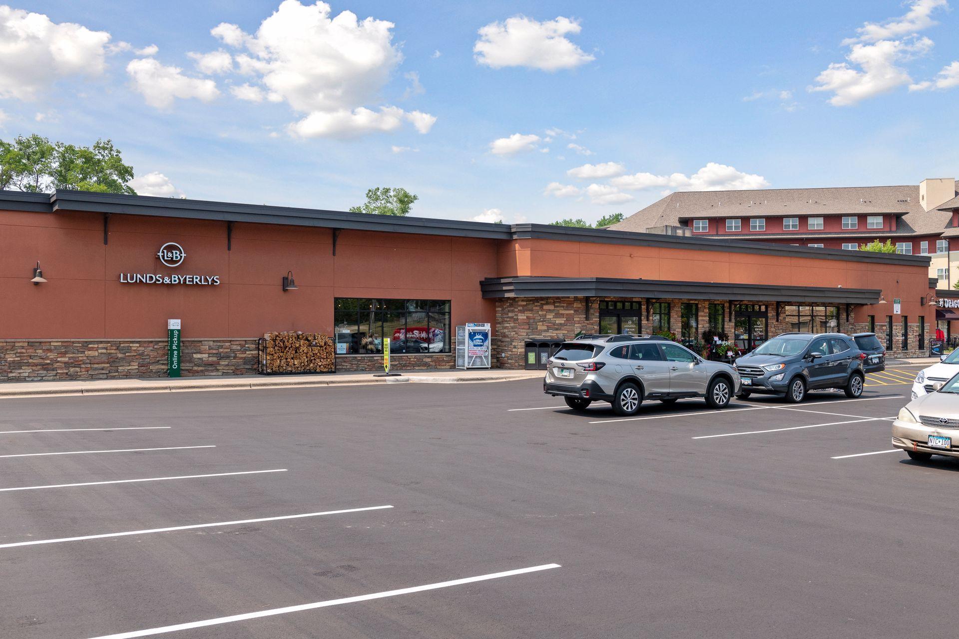 5149 Woodridge Road