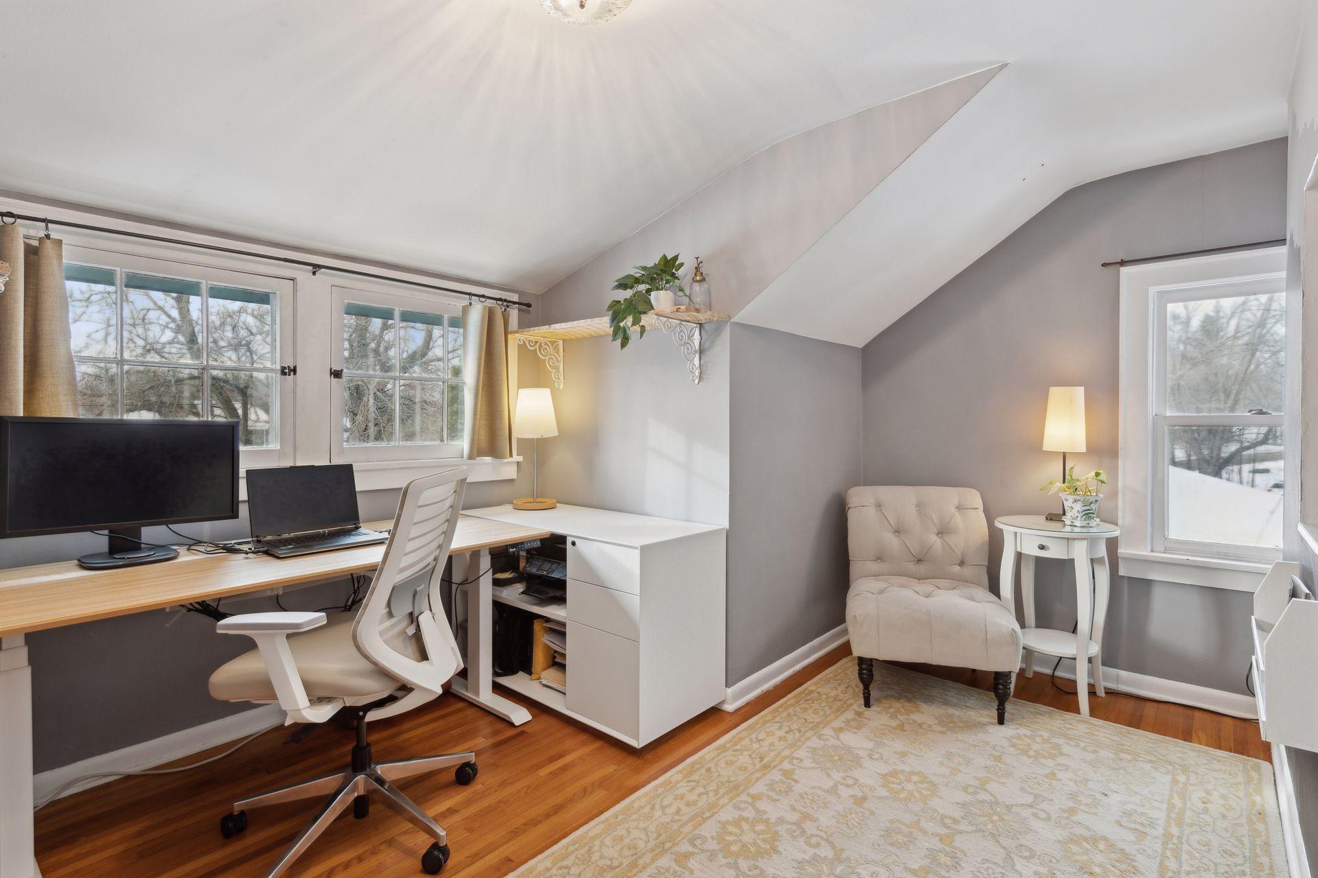 5149 Woodridge Road