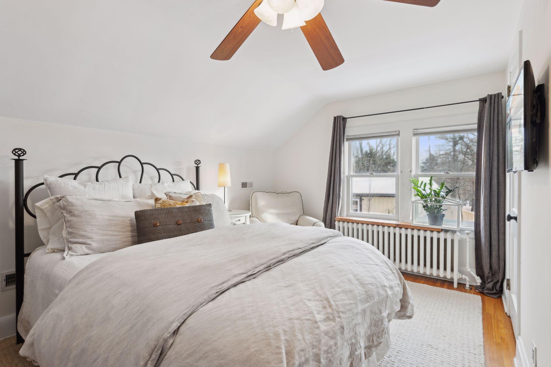 5149 Woodridge Road
