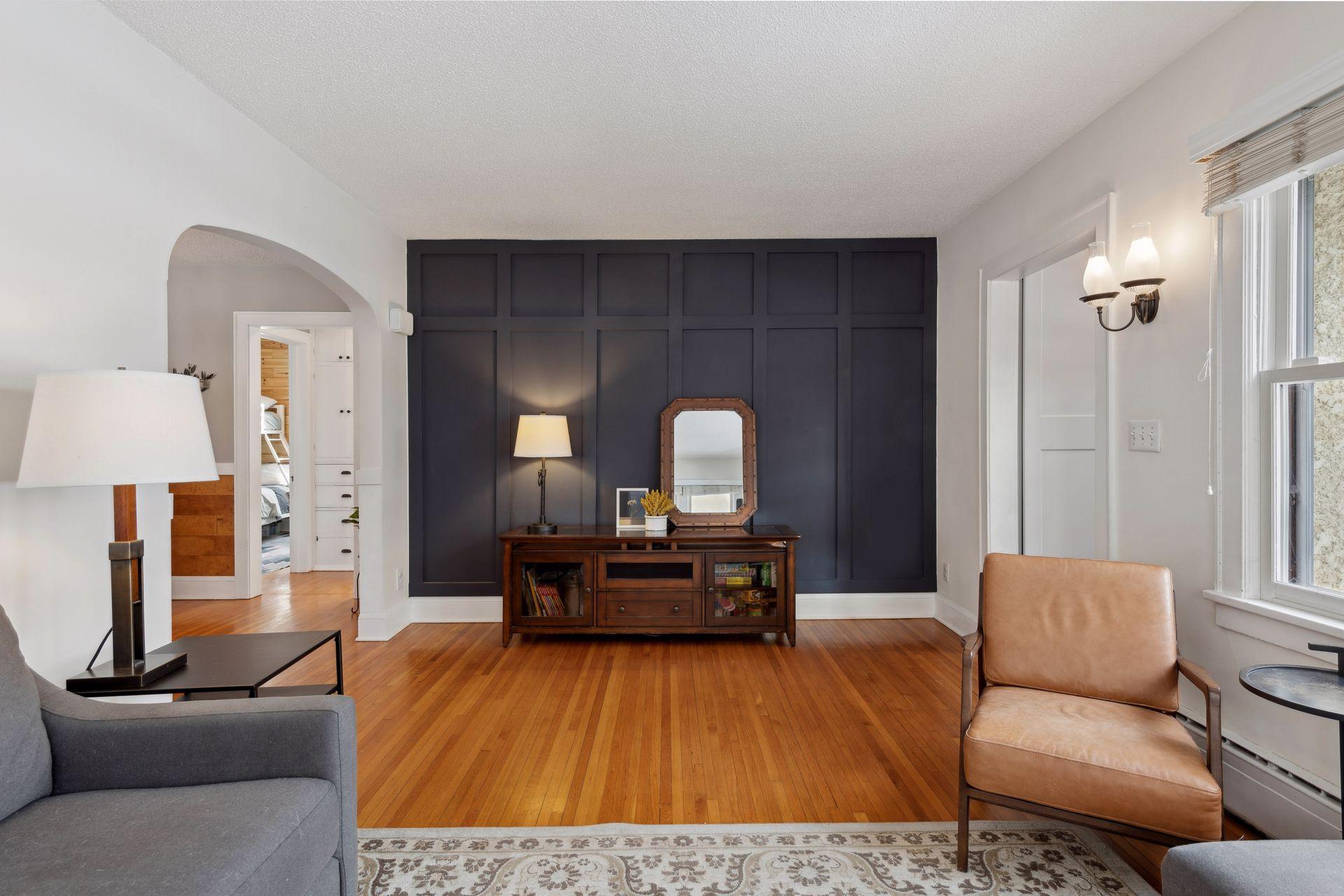 5149 Woodridge Road