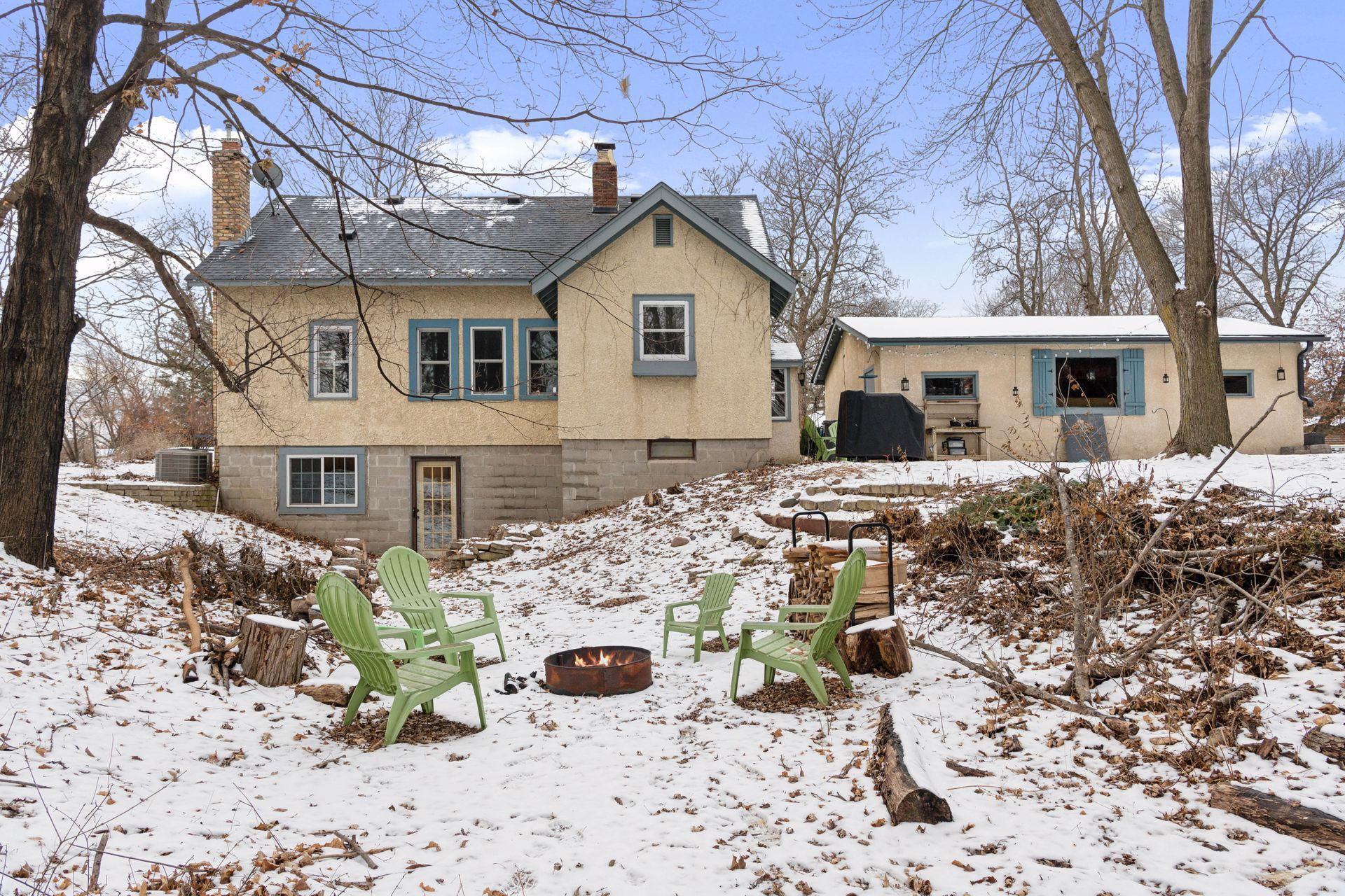 5149 Woodridge Road