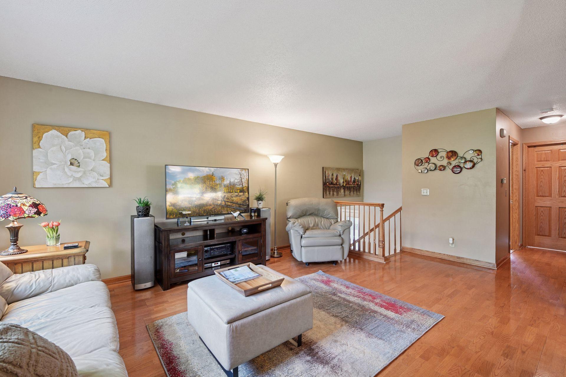 10464 Devonshire Place