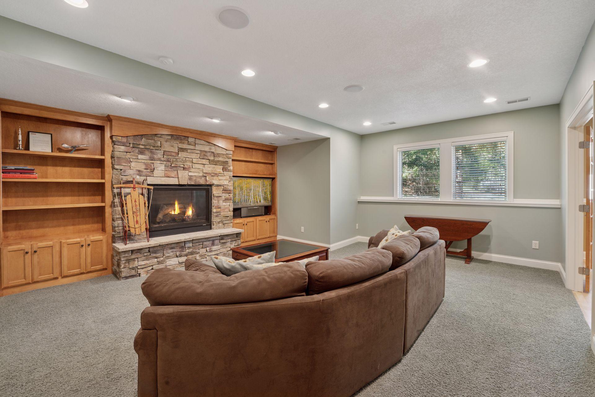 17244 Valley Road