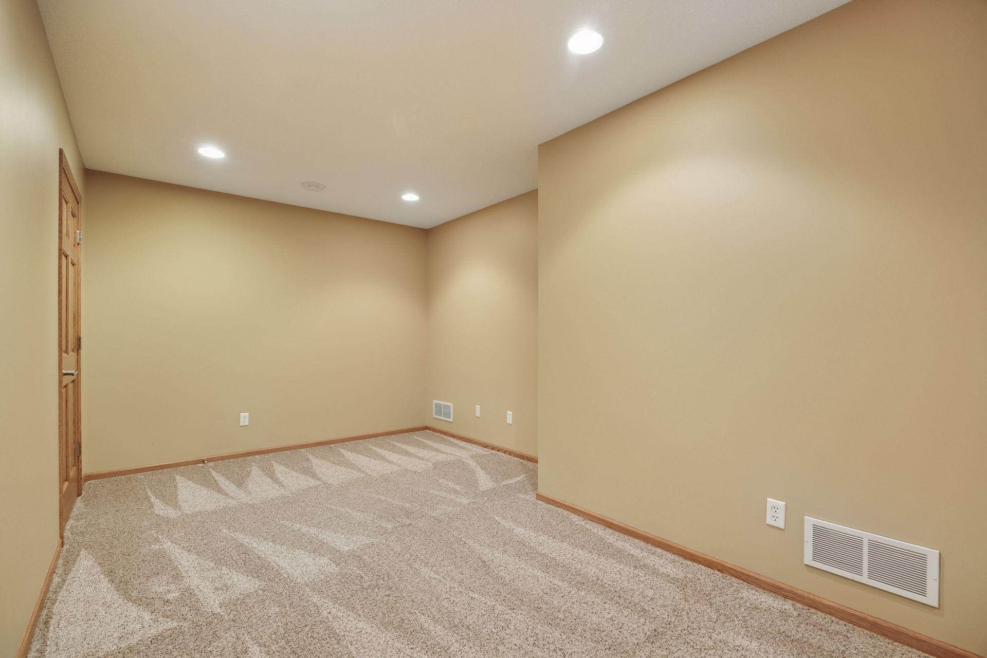 17032 Raleigh Lane