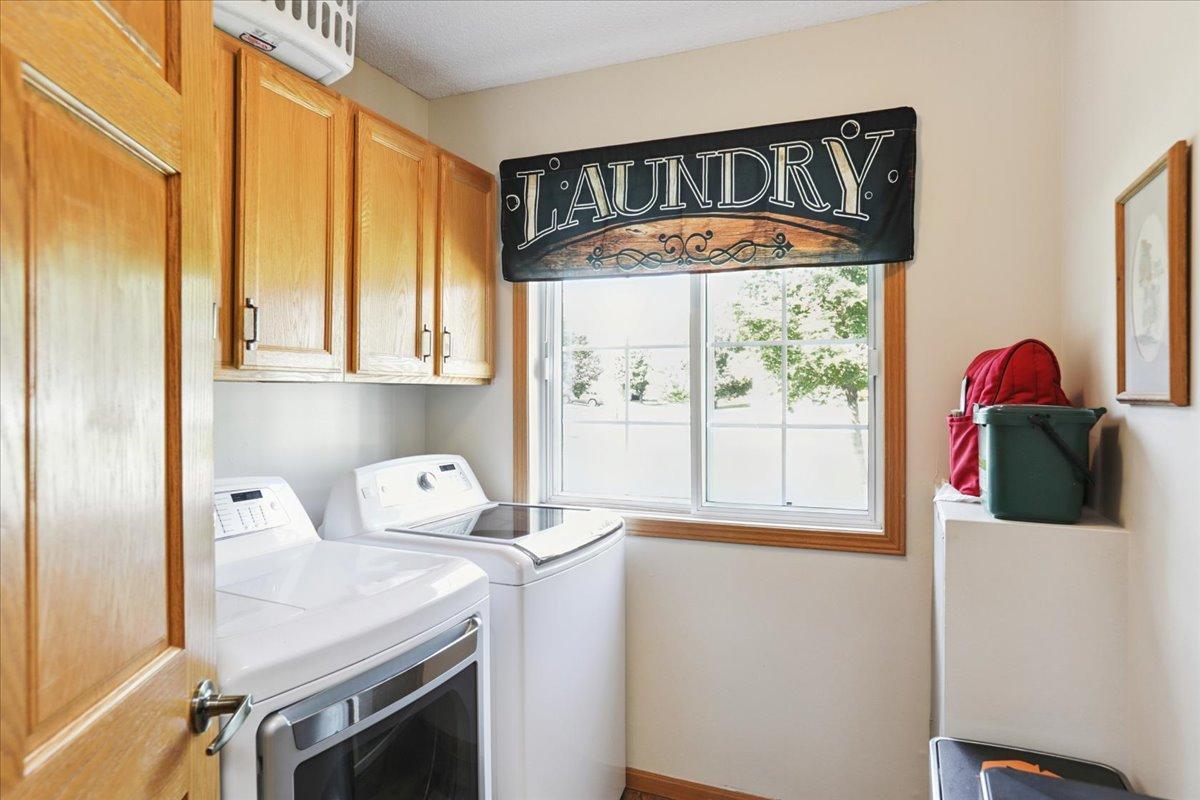 585 Markgrafs Lake Bay