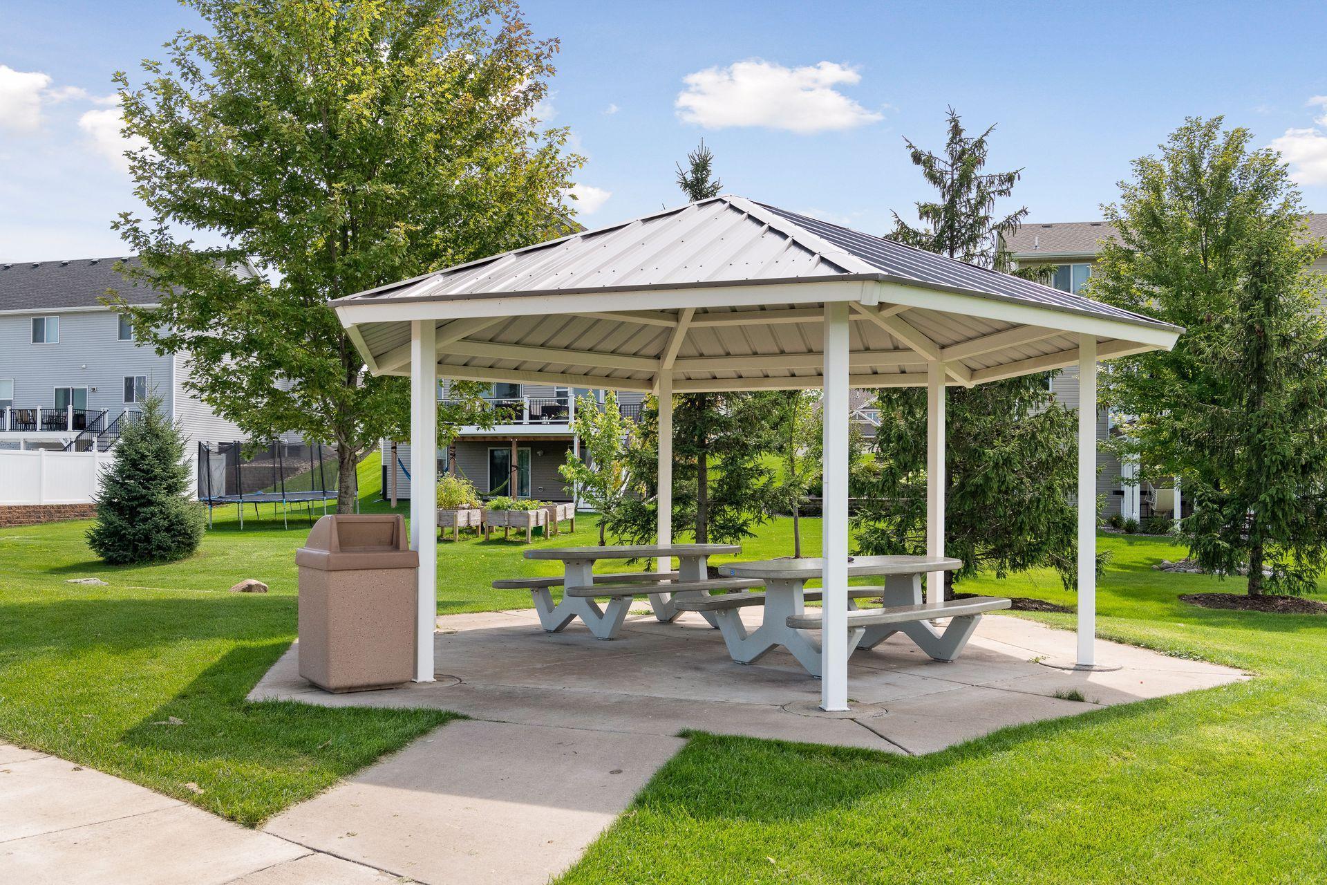 12984 Brookside Lane N